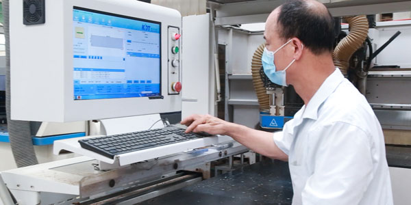 ?，斒宿k公家具疫情期間工作日日常